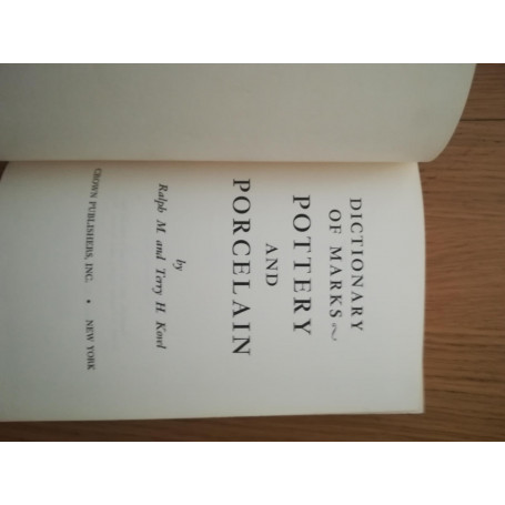 Dictionary of Marks Pottery and Porcellain