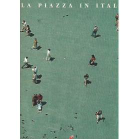 La piazza in Italia