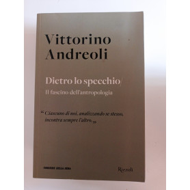 Dietro lo specchio