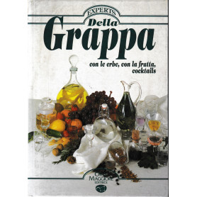 Della grappa: con le erbe con la frutta cocktails.