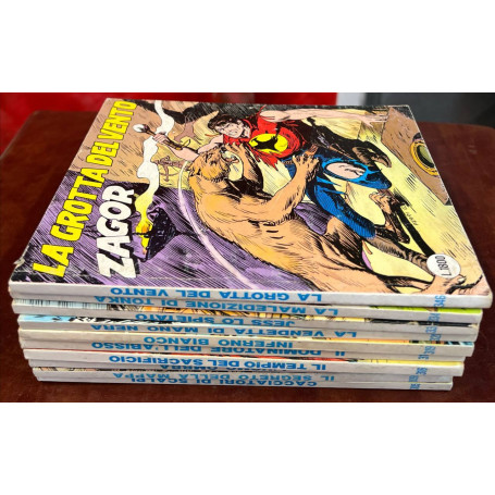 Lotto 10 fumetti Zagor (n° 305-309-310-316-318-319-320-333-334-346).
