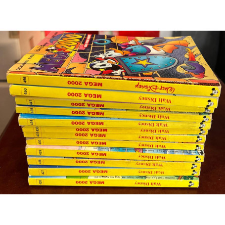 Lotto 12 fumetti Mega 2000 Walt Disney (da n° 426 a 435 escluso n° 432 + 441-450-456).